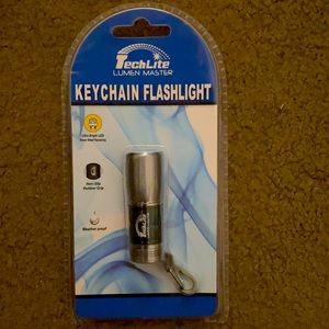 Keychain flashlight
